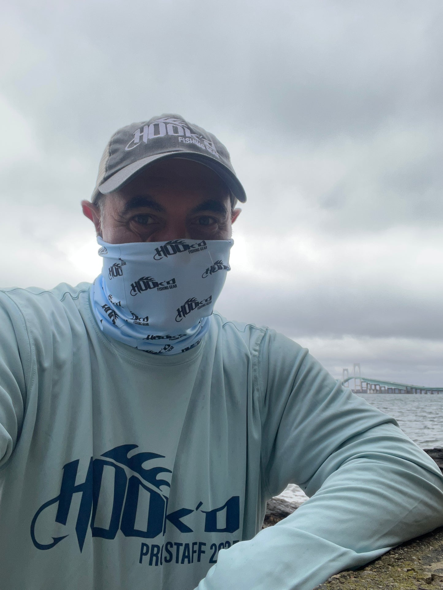 2025 Hook’d Repeater Logo Gaiter